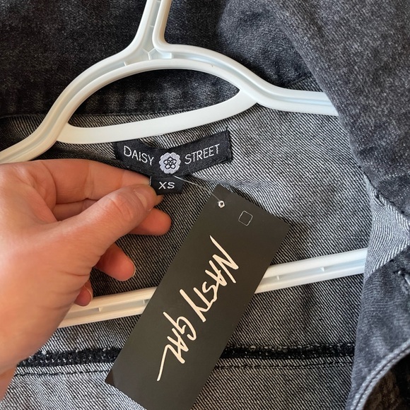 Nasty Gal Daisy Street denim jacket with ruffle sleeves - Picture 7 of 7